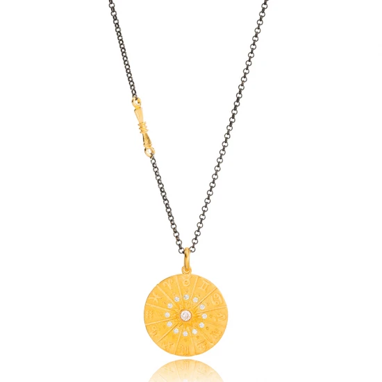 22 Karat Gold Vintage Pendant in 925 Silver