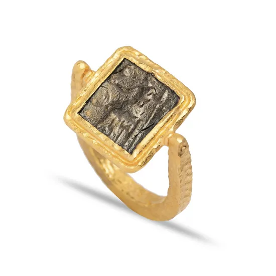 22 Karat Gold Plated Adjustable Vintage Silver Ring 22 Karat Gold Plated Adjustable Vintage Silver Ring