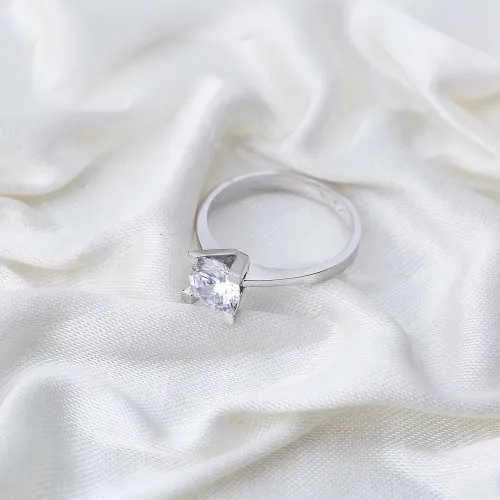 Solitaire Four Square Claw Engagement 925 Silver Ring