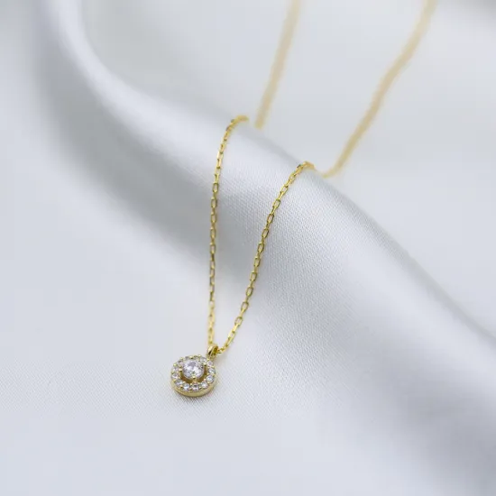 Round CZ Necklace in 925 Sterling Silver Round CZ Necklace in 925 Sterling Silver