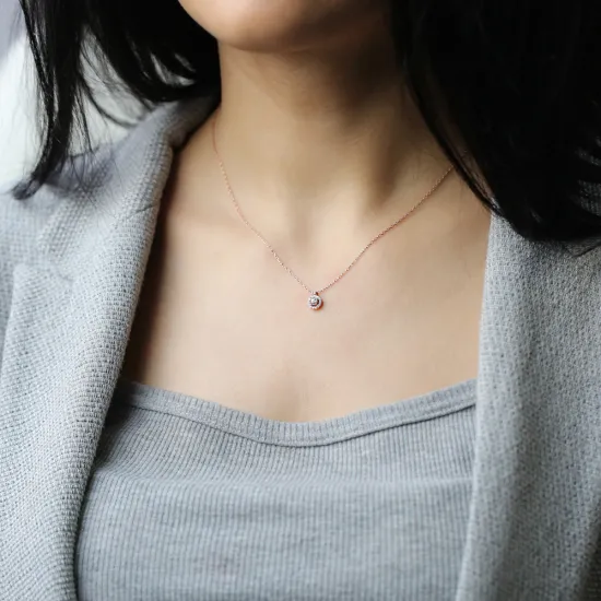 Round CZ Necklace in 925 Sterling Silver Round CZ Necklace in 925 Sterling Silver