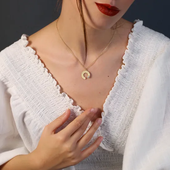 Dainty Half Circle Shape Clear Zircon Stone Charm Necklace 925 Sterling Silver Textured Jewelry Dainty Half Circle Shape Clear Zircon Stone Charm Necklace 925 Sterling Silver Textured Jewelry