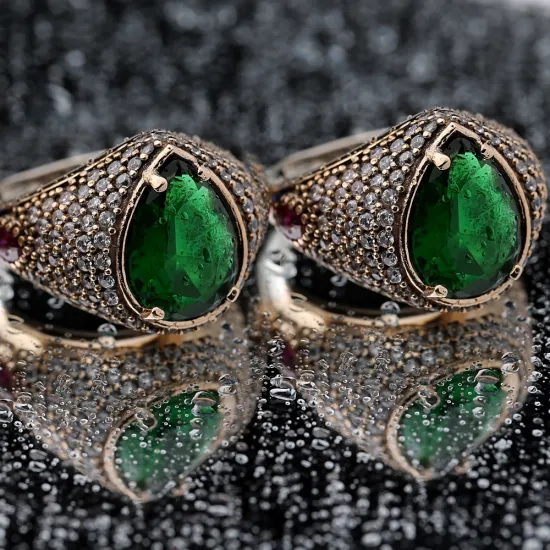 Pear Shape Emerald Unisex 925 Sterling Silver Ring Pear Shape Emerald Unisex 925 Sterling Silver Ring