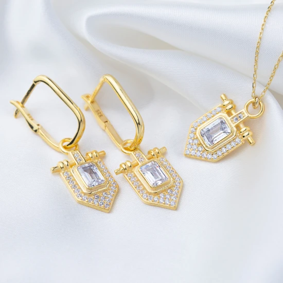 Elagant Square Shape CZ Dangle Sterling Silver Earrings - Sade 925 Silver Jewelry