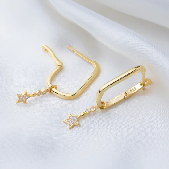 Minimalist Star Shiny CZ Dangle 925 Silver Earrings | 925 Sterling Silver Wholesale | Sade Silver Minimalist Star Shiny CZ Dangle 925 Silver Earrings - Sade 925 Silver Jewelry