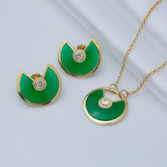 Green Enamel Round Silver Stud Earrings Green Enamel Round Silver Stud Earrings