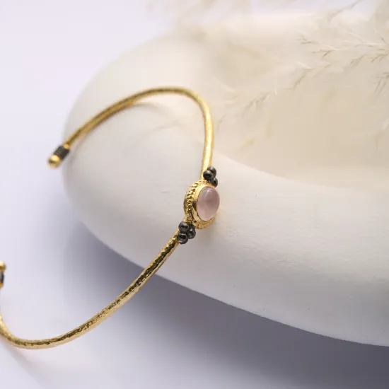 Rose Quartz Oval 22K Gold Plated Silver Vintage Bangle Rose Quartz Oval 22K Gold Plated Silver Vintage Bangle