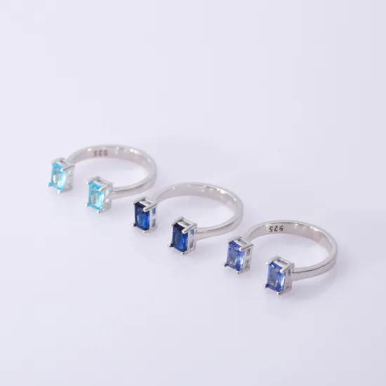 Sapphire CZ Rectangle Silver Adjustable Ring Sapphire CZ Rectangle Silver Adjustable Ring
