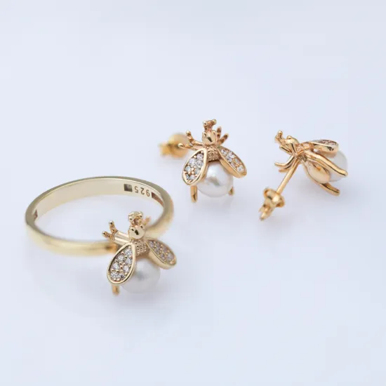 Cute Bee CZ Cluster 925 Sterling Silver Ring Cute Bee CZ Cluster 925 Sterling Silver Ring