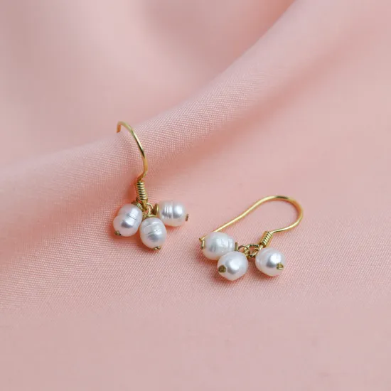 Triple Pearl Design Hook Earrings Triple Pearl Design Hook Earrings
