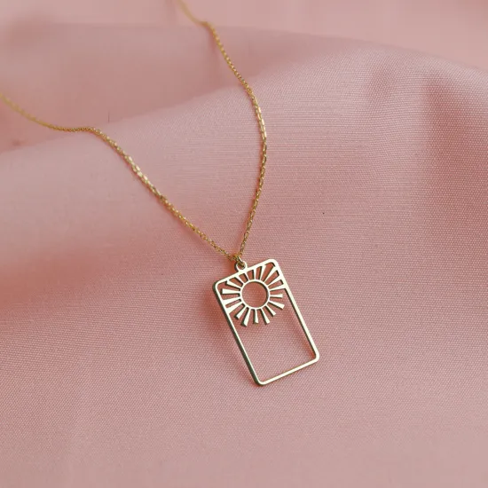 Radiant Sun Design 925 Charm Necklace Radiant Sun Design 925 Charm Necklace